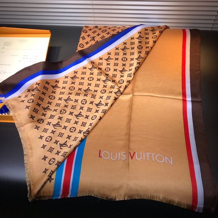 Louis Vuitton Scarf LVS00114